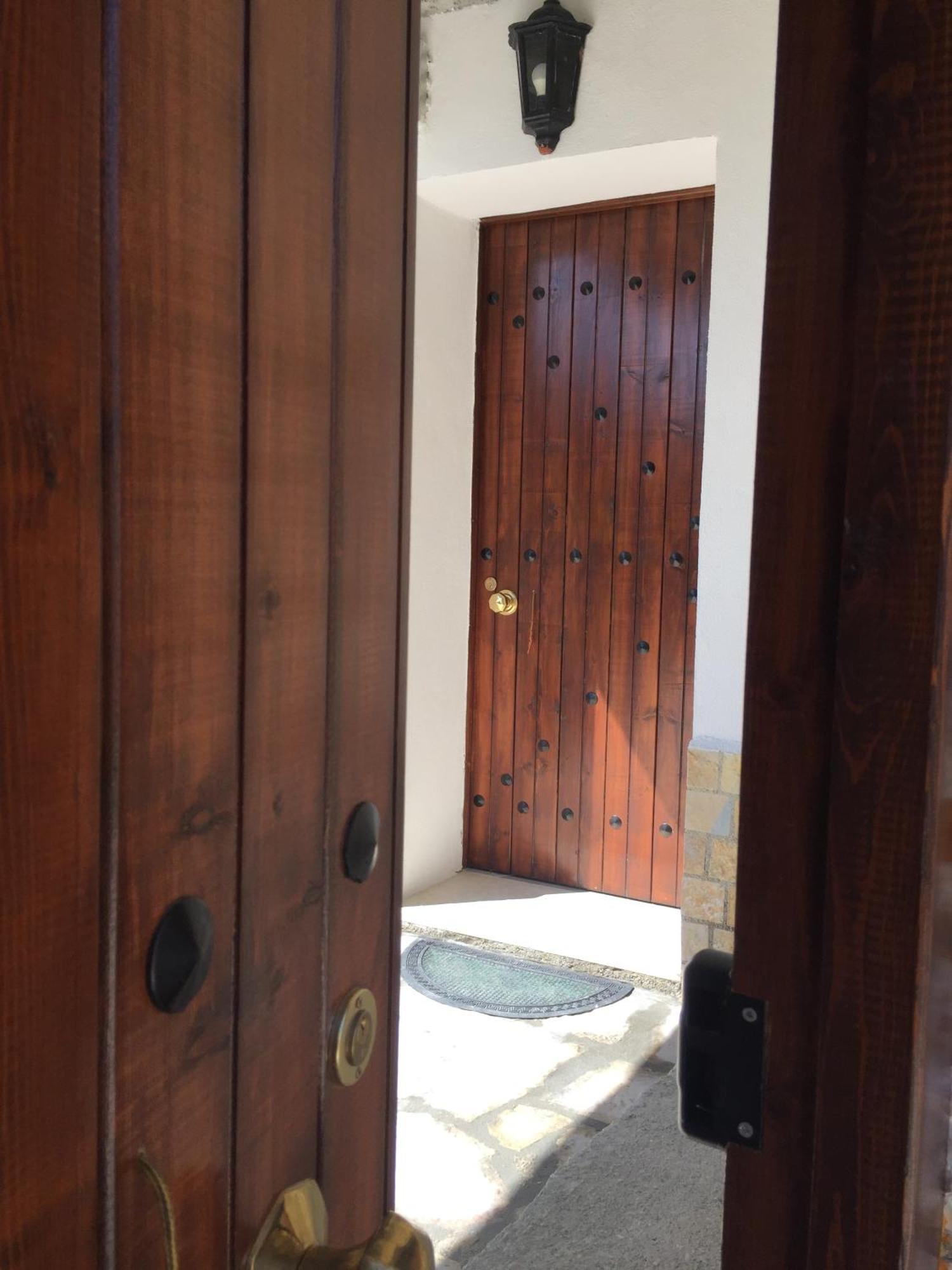 Denis Guesthouse 1930 Gjirokastër Buitenkant foto